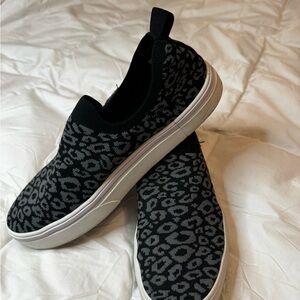 Reebok OnLux Slip-On Shoes